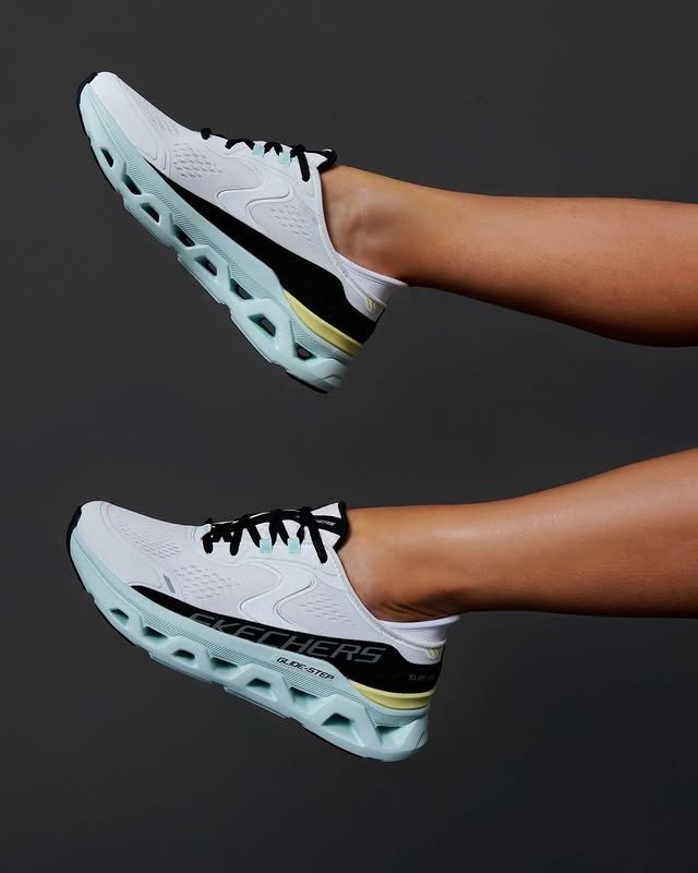 skechers.jpg